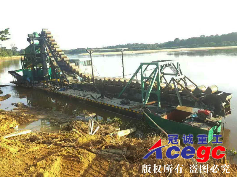 河道選寶石船 河道選寶石船